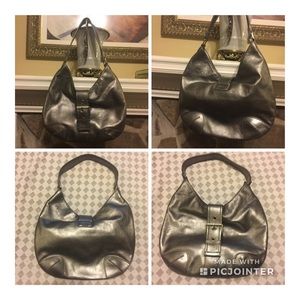 ***Authentic Michael Kors***Hobo Handbag